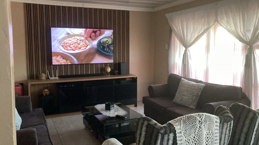 3 Bedroom Property for Sale in Botshabelo Free State